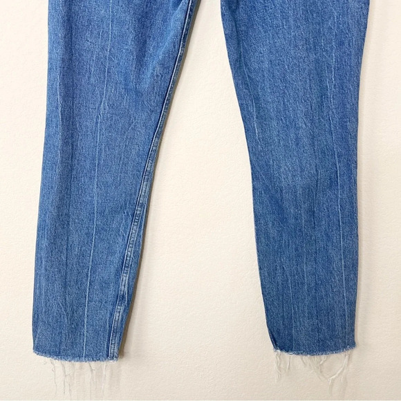Abercrombie & Fitch The Mom High Rise Jeans Distressed Long - Picture 8 of 12
